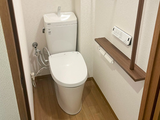 トイレリフォーム 将来を考えた、安心して使えるトイレ